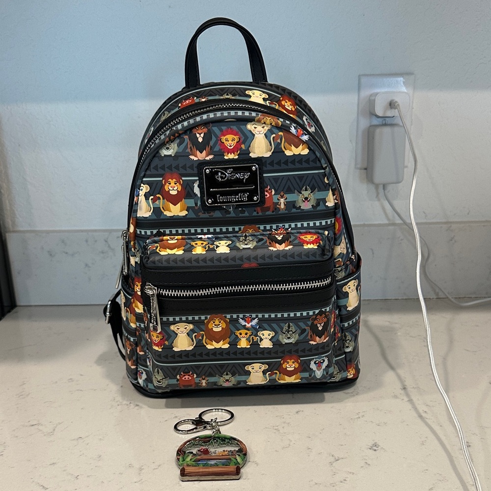Disney Loungefly Lion King Mini Backpack Simba Nala Pumba Timone with Keychain